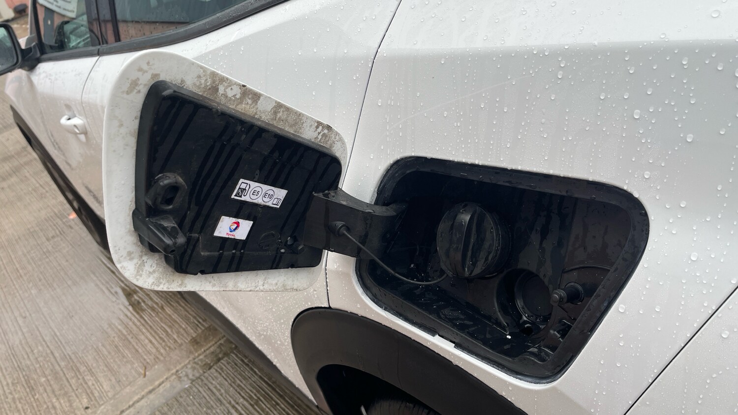 Used Peugeot 2008 2022 for sale - 76772563: Photo 51