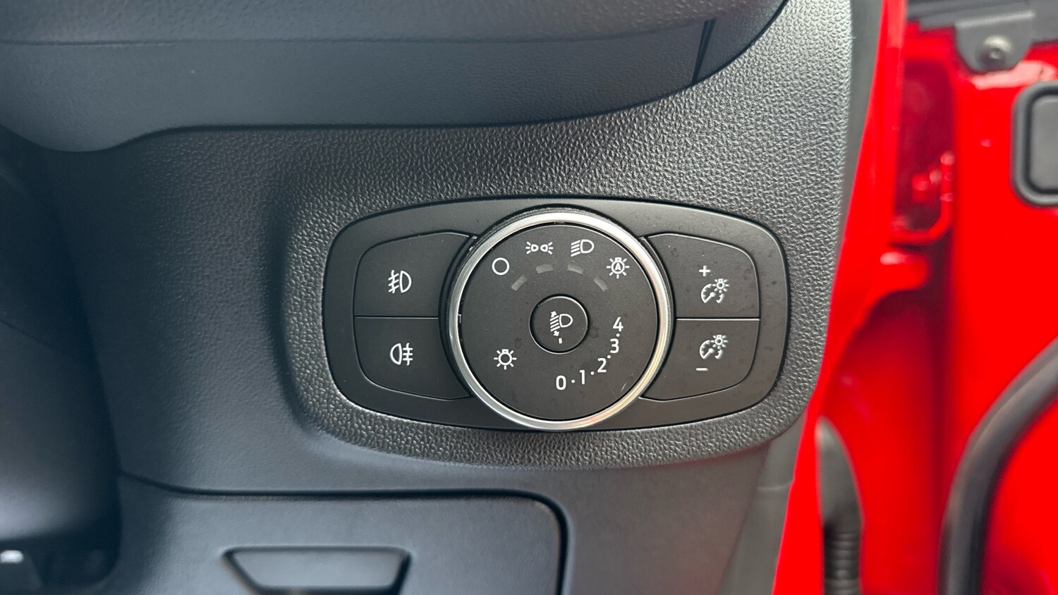 Used Ford Fiesta 2020 for sale - 77231190: Photo 34