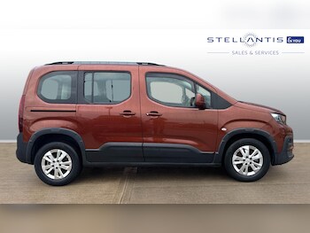 Used Peugeot Rifter 2018 for sale - 77009451: Photo