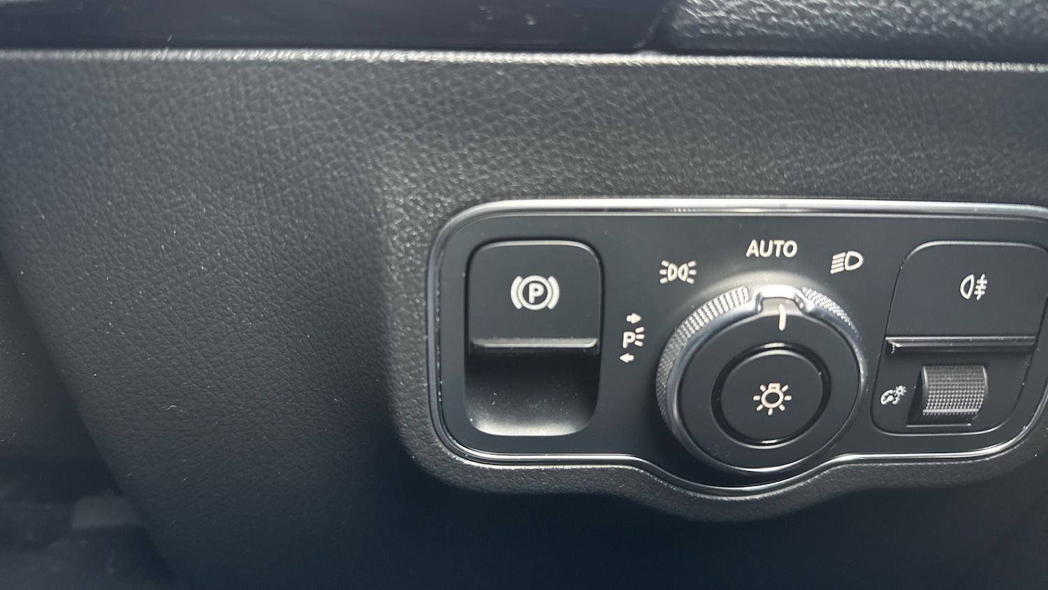 Used Mercedes-Benz B Class 2019 for sale - 77441914: Photo 21