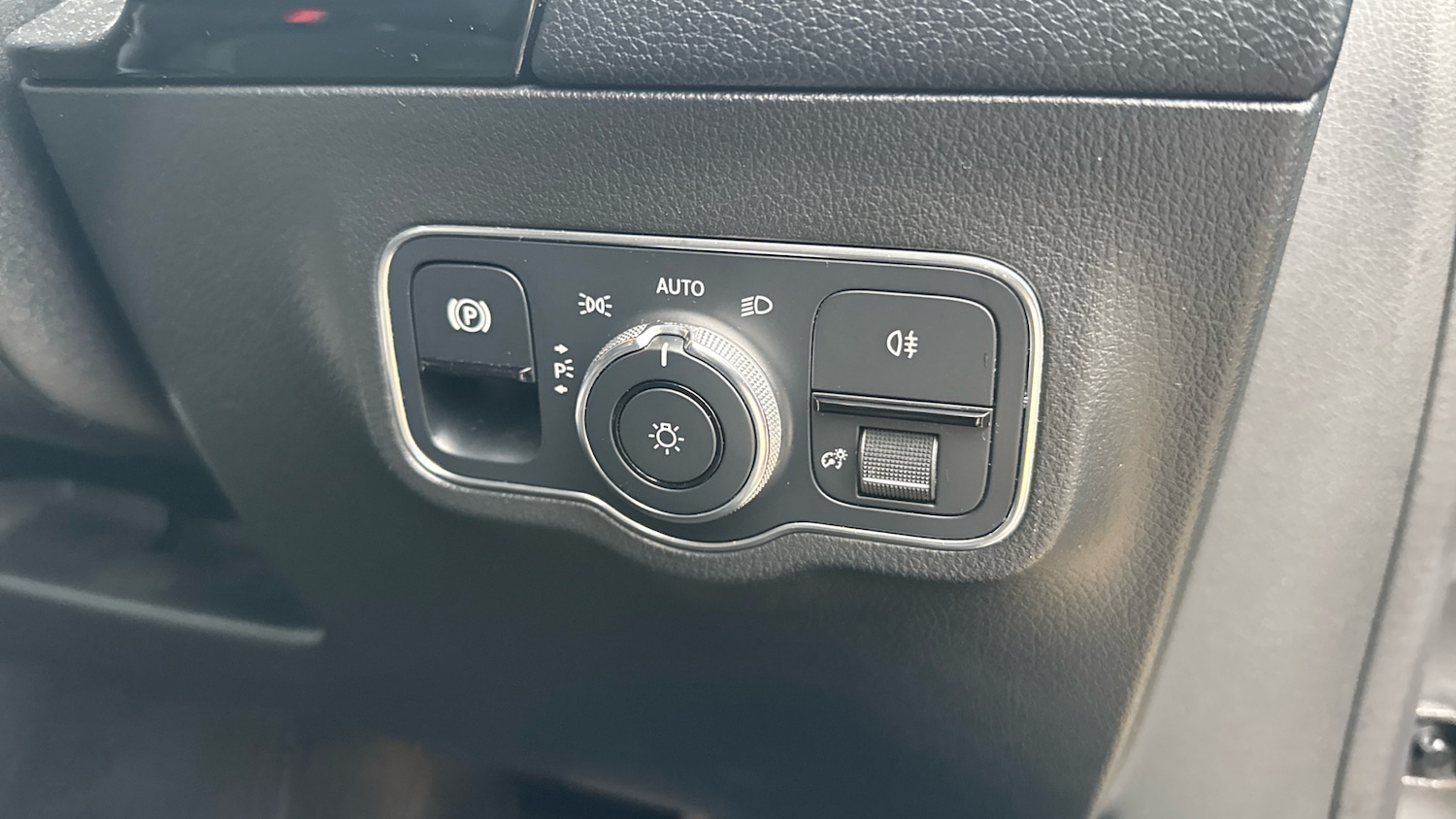 Used Mercedes-Benz B Class 2019 for sale - 77441914: Photo 34