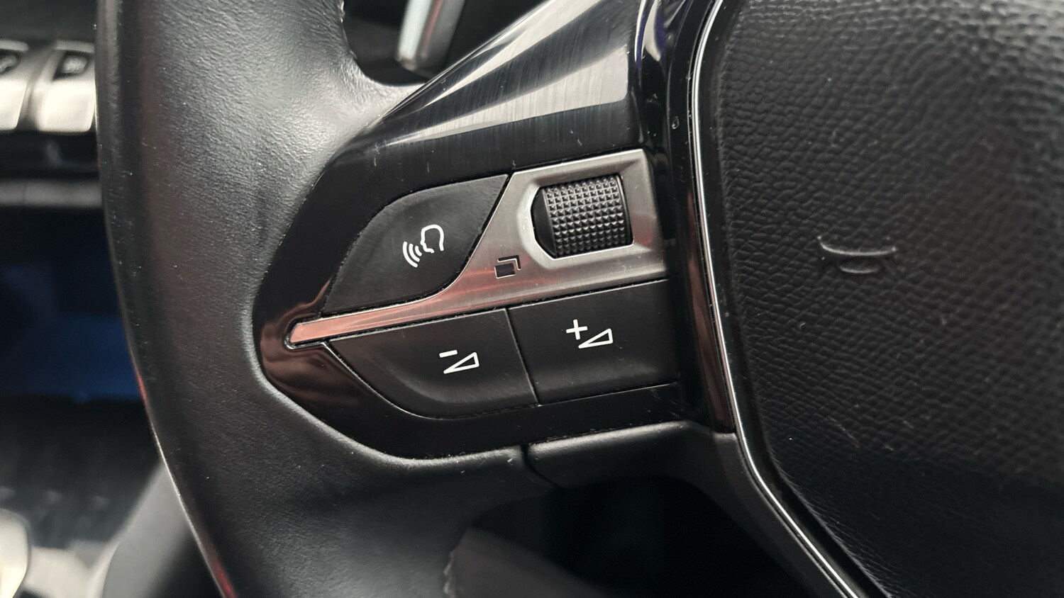 Used Peugeot 5008 2018 for sale - 76772559: Photo 24