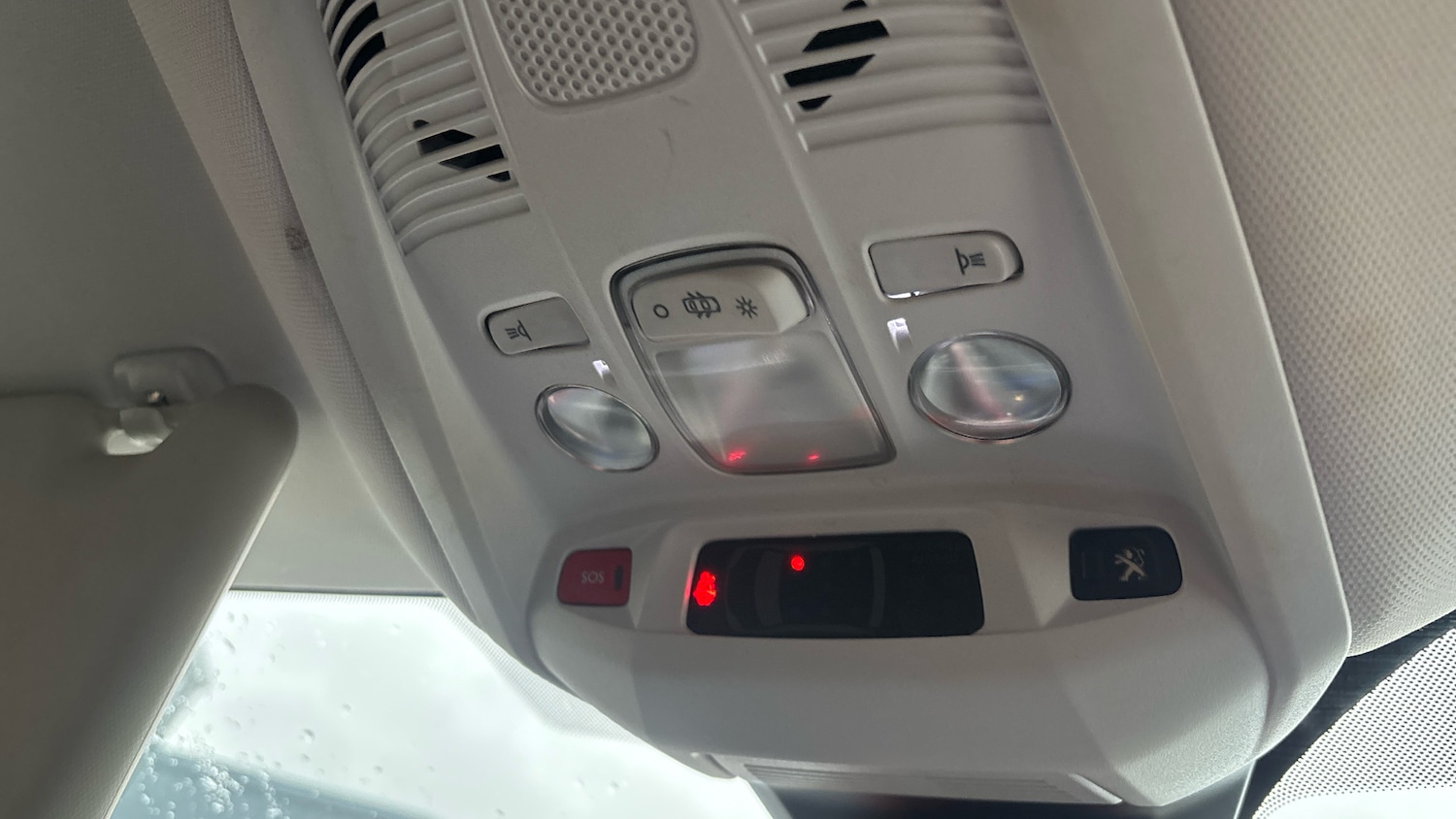 Used Peugeot 5008 2018 for sale - 76772559: Photo 40