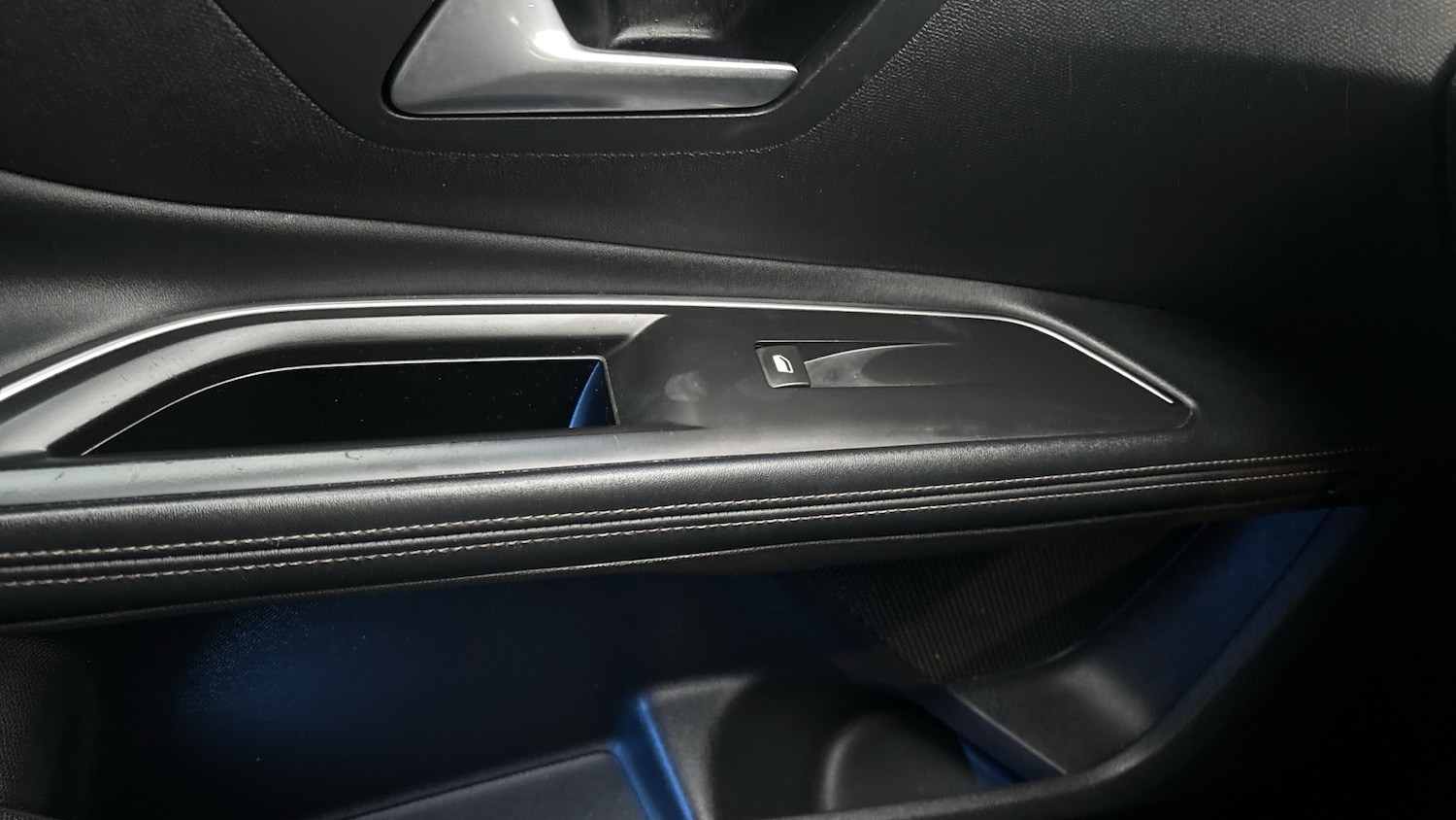 Used Peugeot 5008 2018 for sale - 76772559: Photo 42