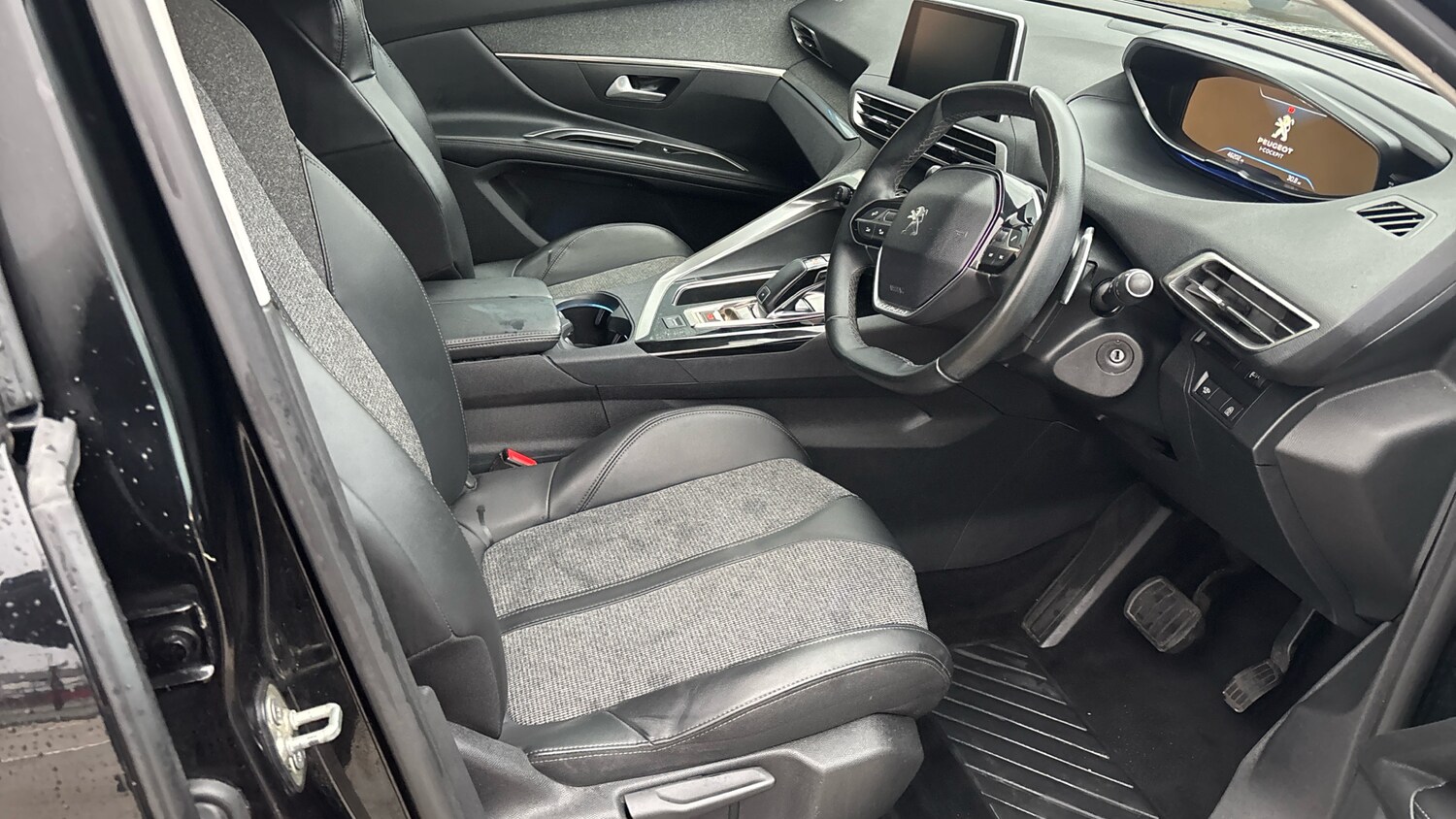 Used Peugeot 5008 2018 for sale - 76772559: Photo 43