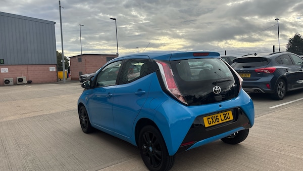 Used Toyota AYGO 2016 for sale - 76175968: Photo 5