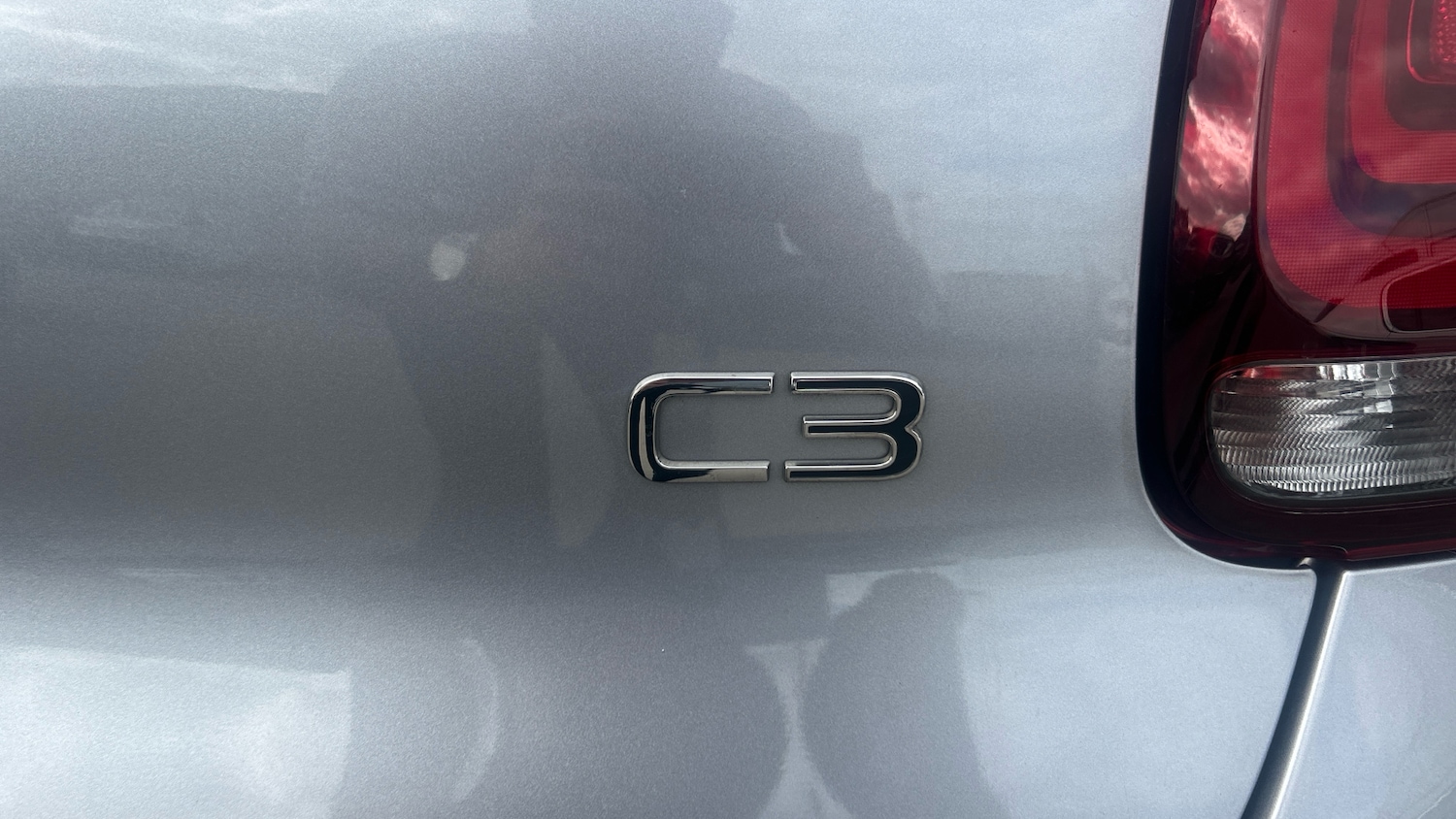 Vehicle 44