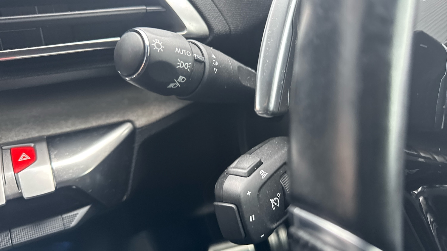 Used Peugeot 5008 2022 for sale - 77332398: Photo 27