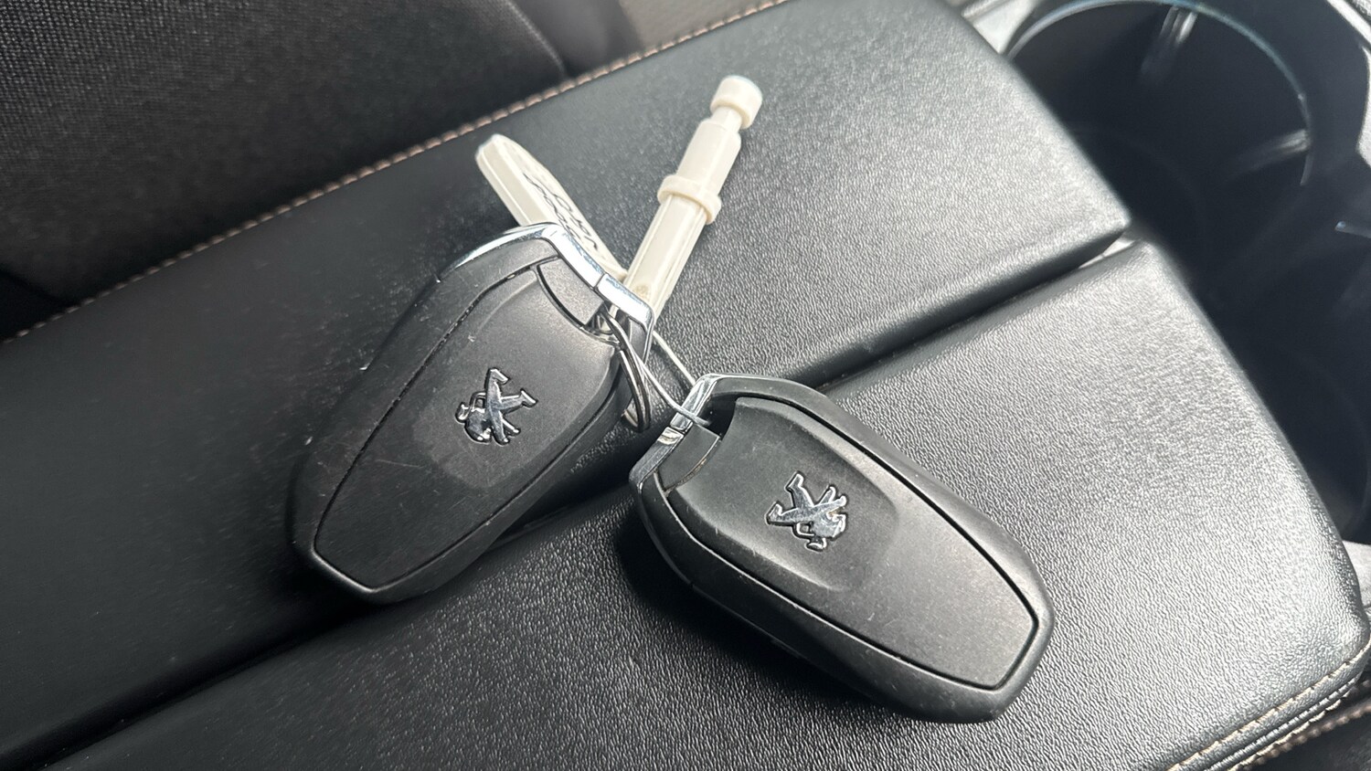 Used Peugeot 5008 2022 for sale - 77332398: Photo 49