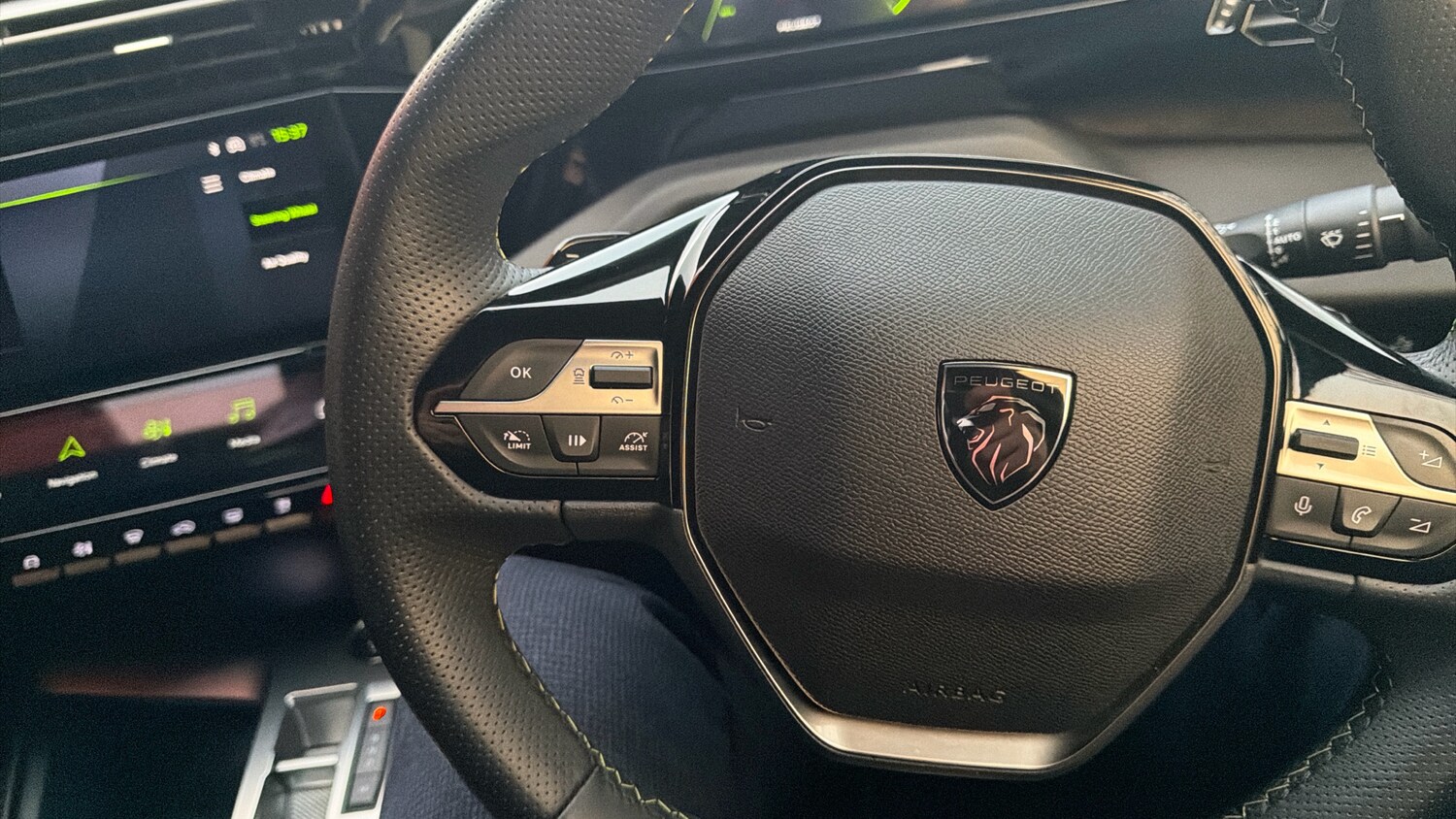Used Peugeot 408 2024 for sale - 76772568: Photo 23