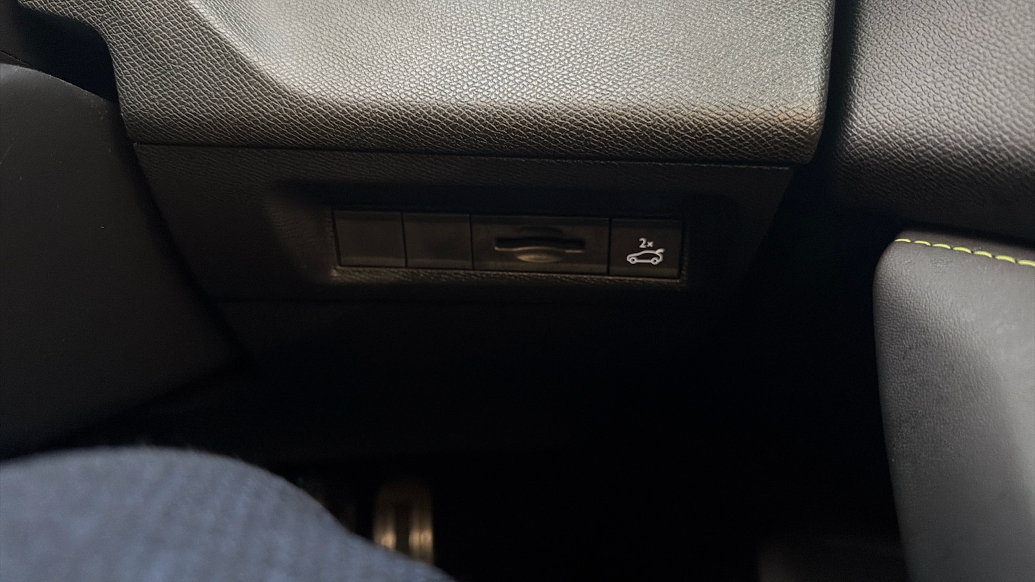 Used Peugeot 408 2024 for sale - 76772568: Photo 34