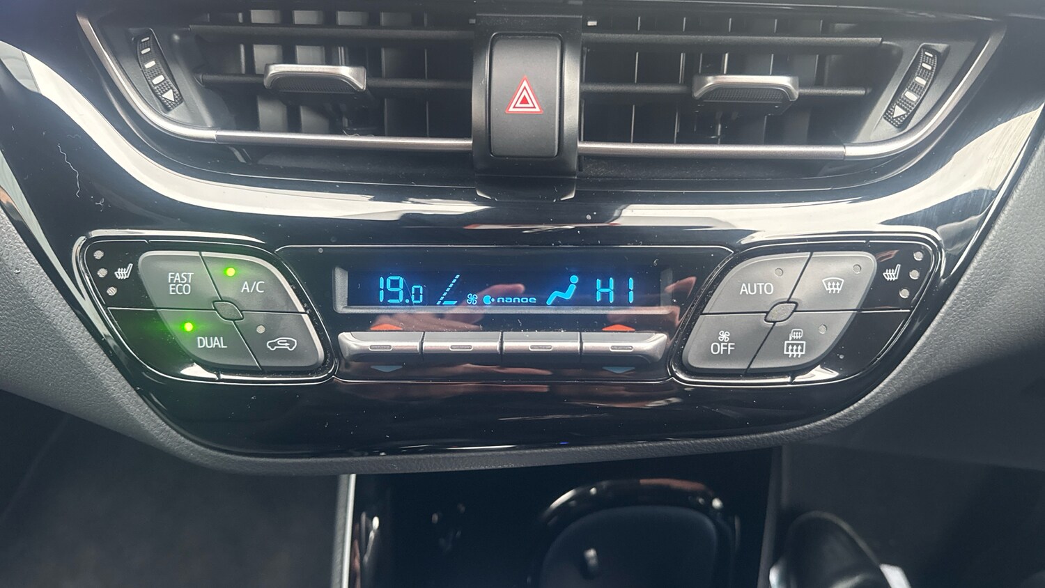 Used Toyota C-HR 2020 for sale - 77292673: Photo 18