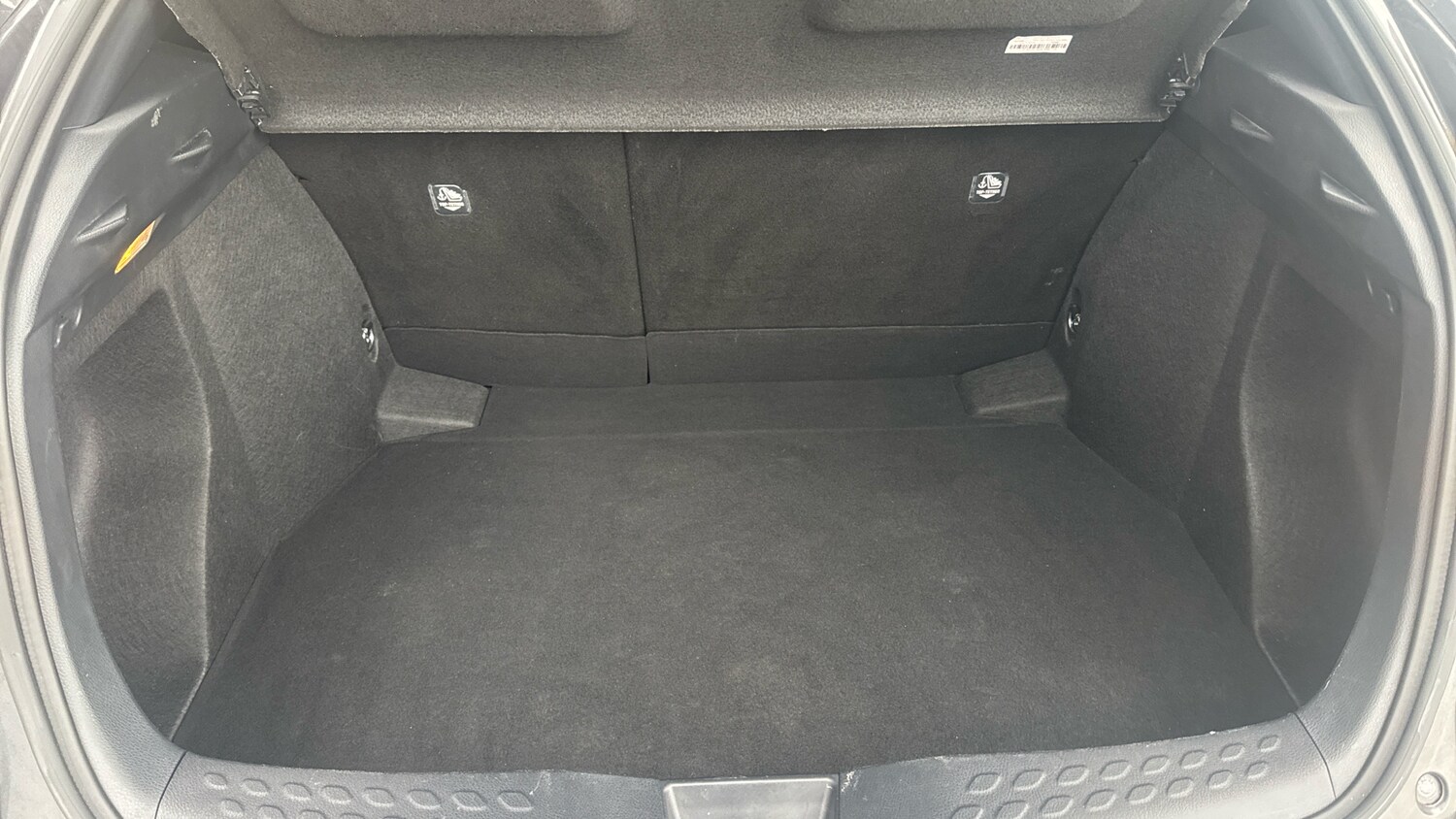 Used Toyota C-HR 2020 for sale - 77292673: Photo 19