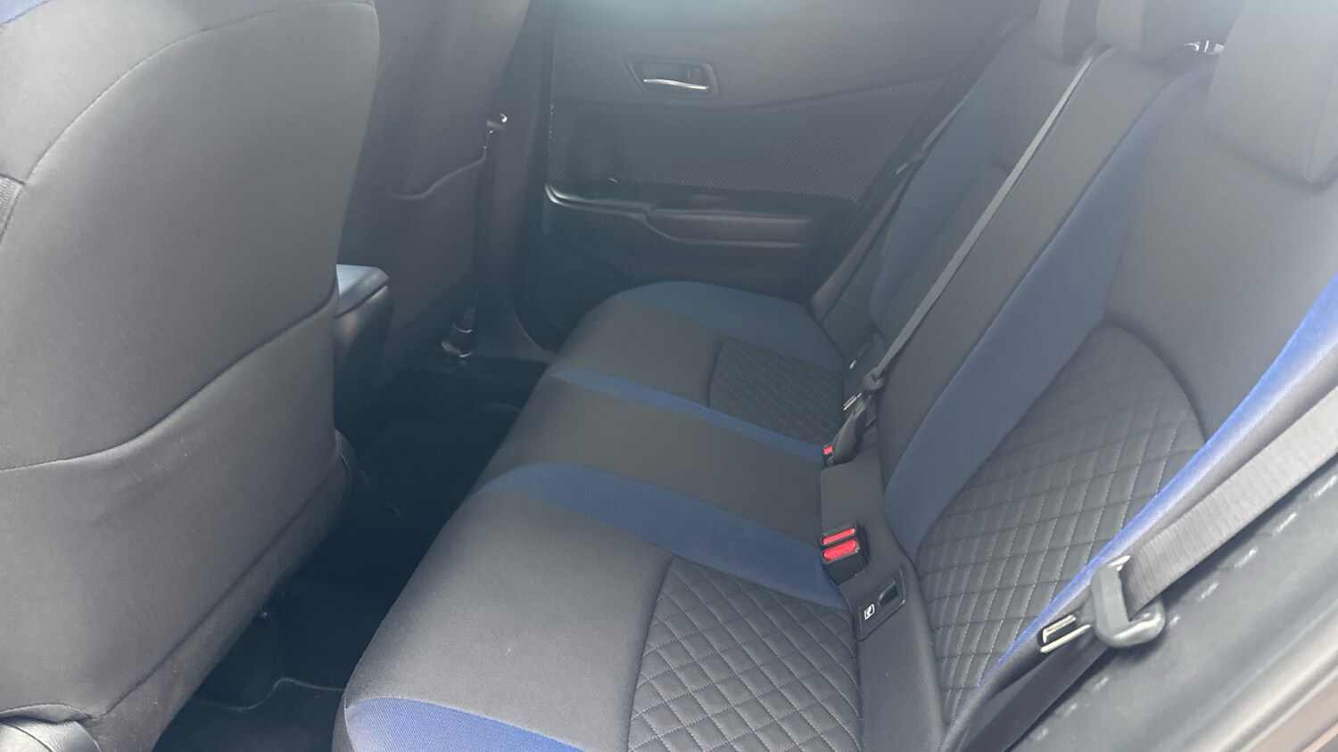 Used Toyota C-HR 2020 for sale - 77292673: Photo 33