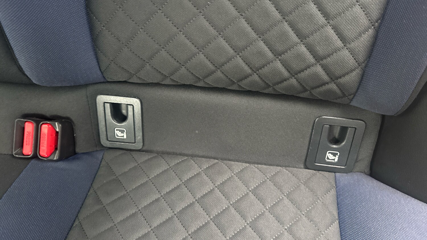 Used Toyota C-HR 2020 for sale - 77292673: Photo 35