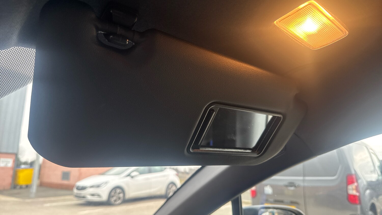 Used Toyota C-HR 2020 for sale - 77292673: Photo 38