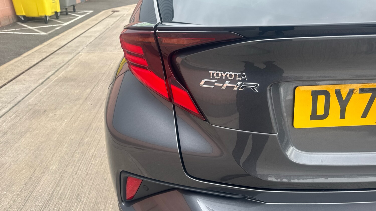 Used Toyota C-HR 2020 for sale - 77292673: Photo 44