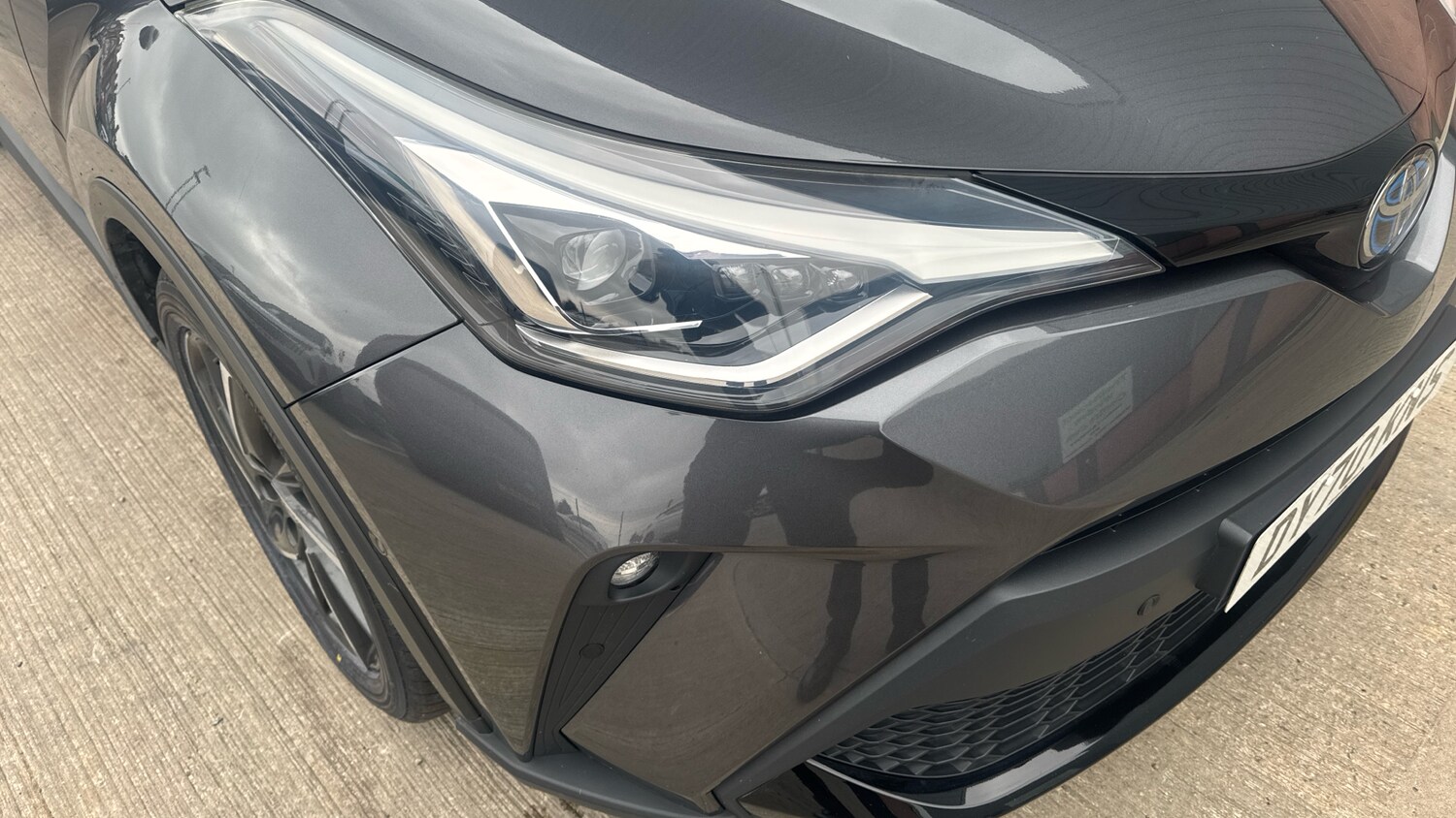 Used Toyota C-HR 2020 for sale - 77292673: Photo 47