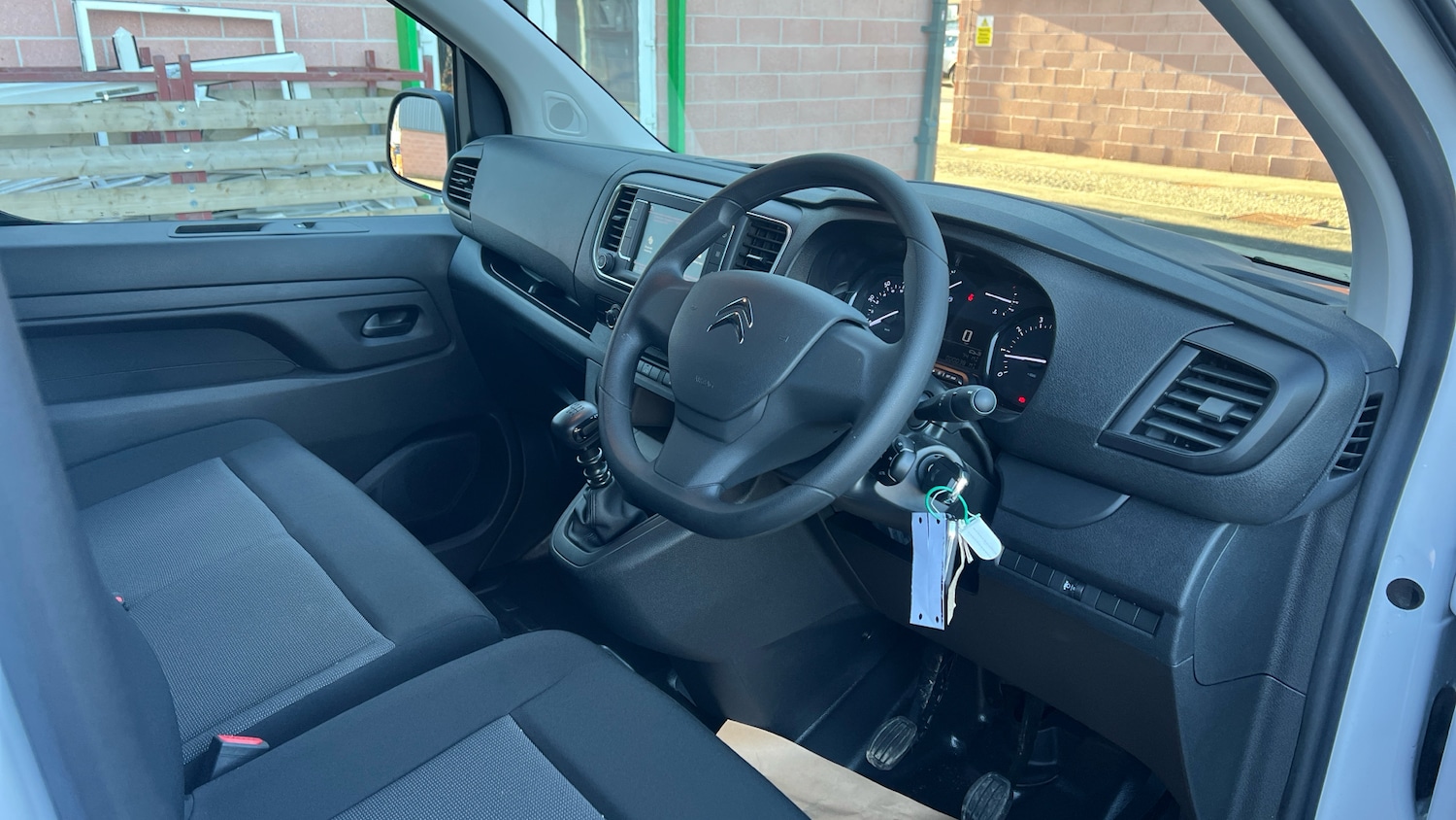 Used Citroen Dispatch 2024 for sale - 76803282: Photo 11