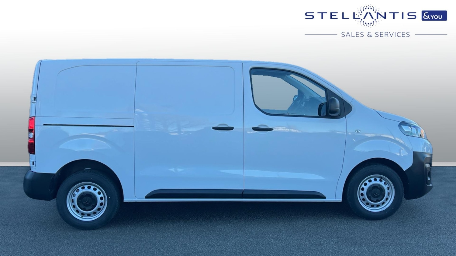 Used Citroen Dispatch 2024 for sale - 76803282: Photo 2