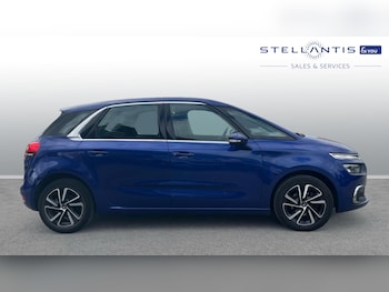 Used Citroen C4 Picasso 2018 for sale - 75450812: Photo