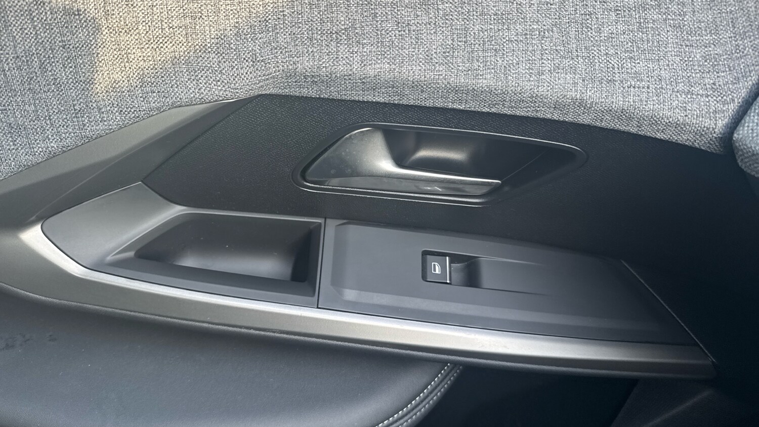 Used Peugeot 3008 2025 for sale - 77018072: Photo 41