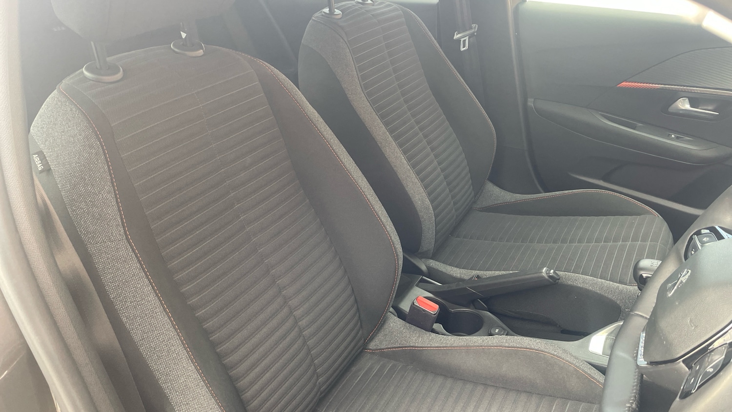 Used Peugeot 208 2022 for sale - 76073671: Photo 42