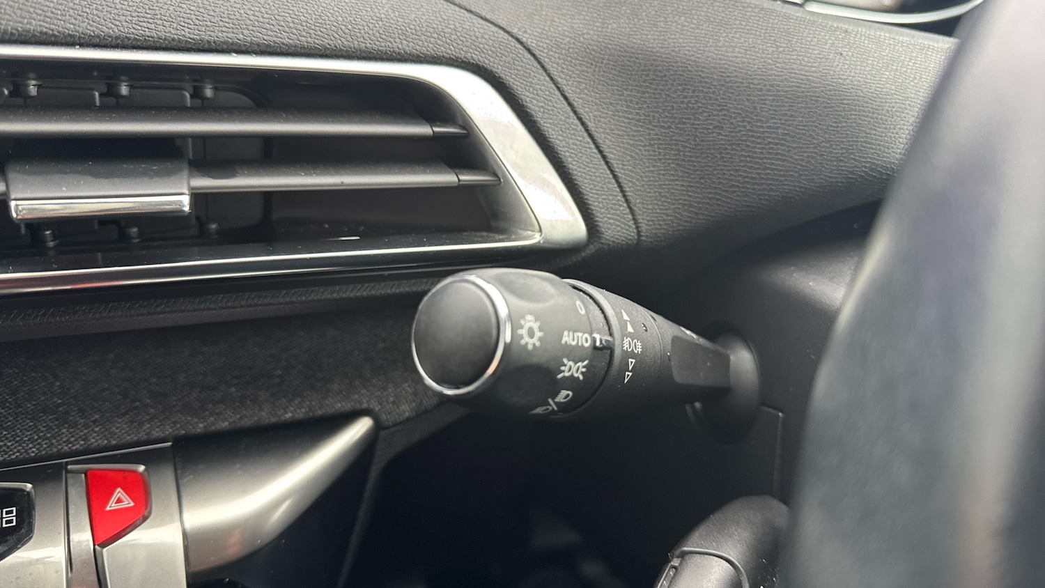 Used Peugeot 3008 2019 for sale - 76716097: Photo 27