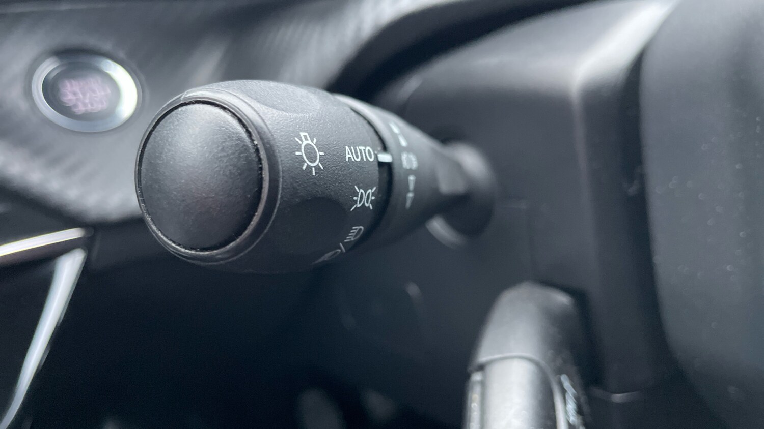 Used Peugeot 2008 2020 for sale - 76014579: Photo 27