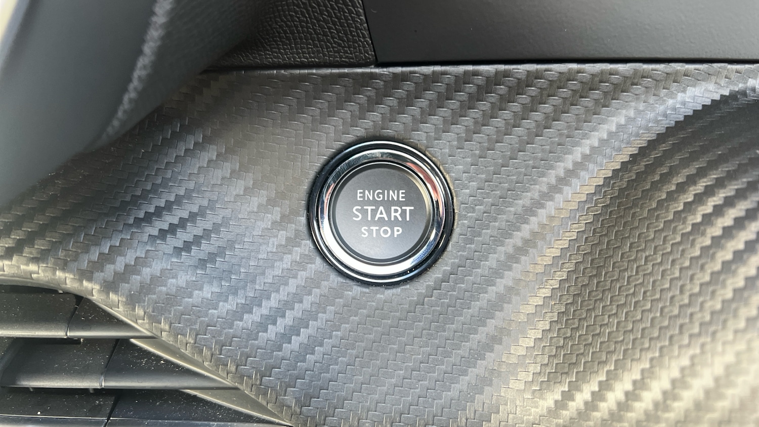 Used Peugeot 2008 2025 for sale - 76667817: Photo 40