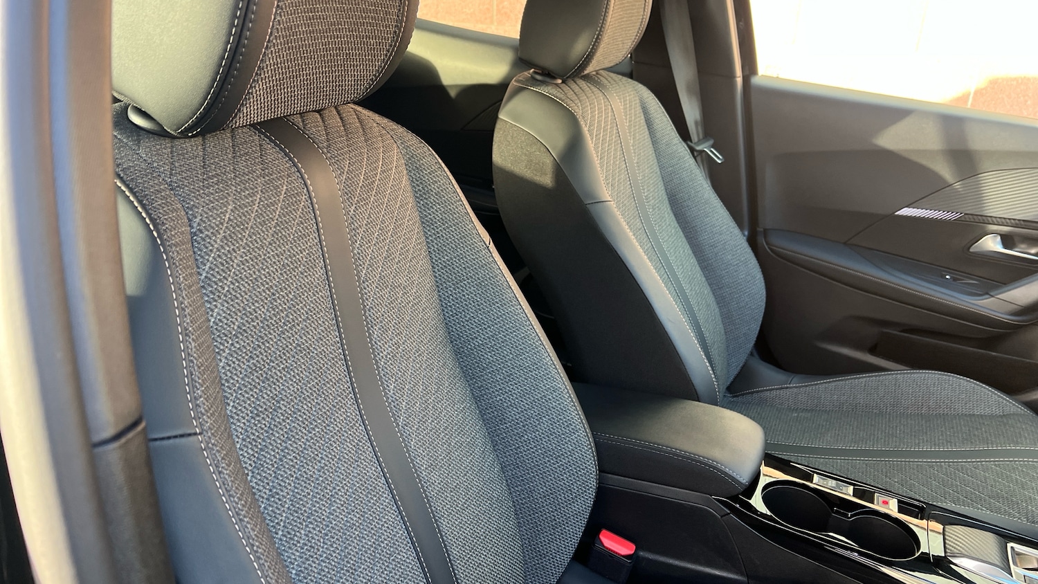 Used Peugeot 2008 2025 for sale - 76667817: Photo 42