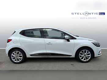 Used Renault Clio 2017 for sale - 75564849: Photo