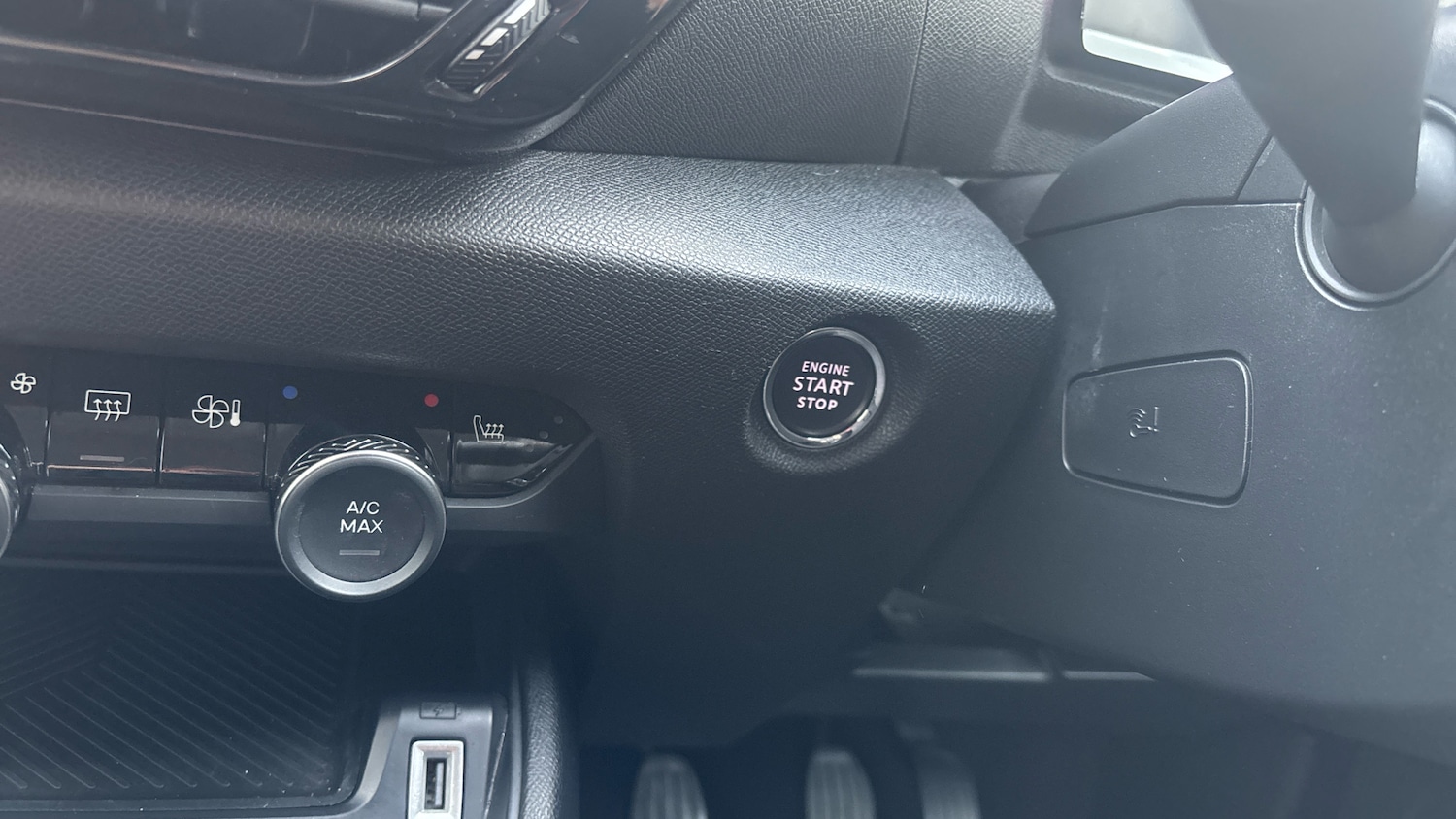 Used Citroen C4 2023 for sale - 76803255: Photo 41