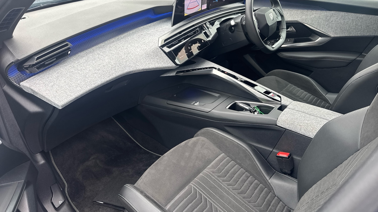 Used Peugeot 3008 2024 for sale - 77457175: Photo 12