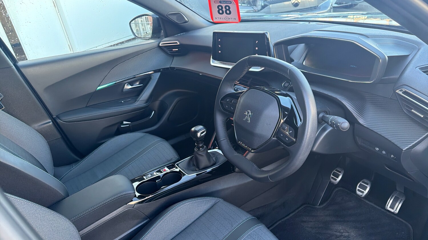 Used Peugeot 2008 2023 for sale - 77840617: Photo 11