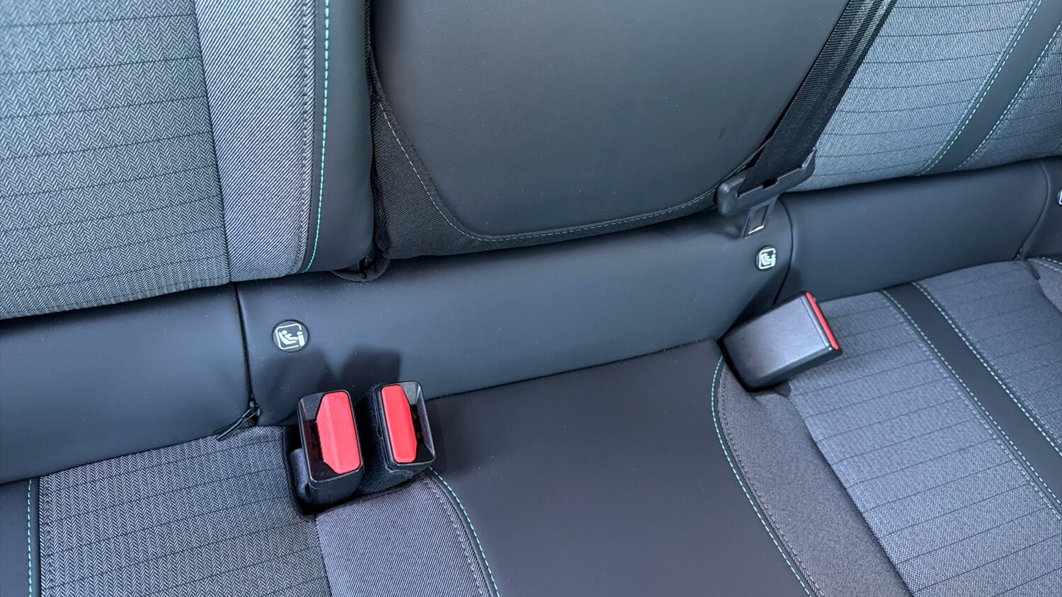 Used Peugeot 2008 2023 for sale - 77840617: Photo 35