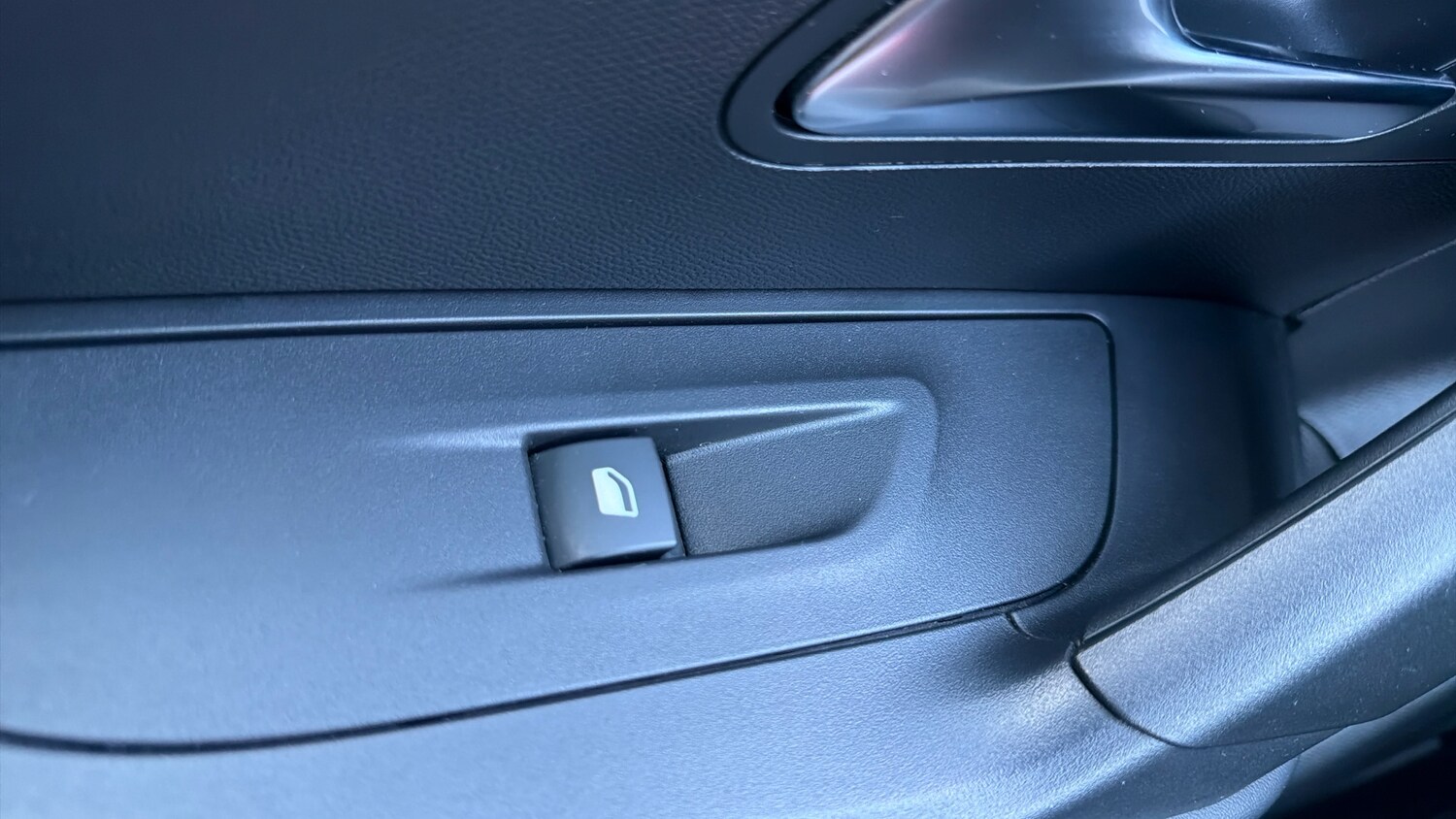 Used Peugeot 2008 2023 for sale - 77840617: Photo 41