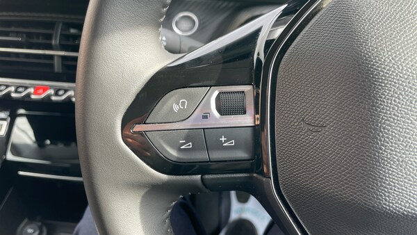 Used Peugeot 208 2022 for sale - 76073696: Photo 23
