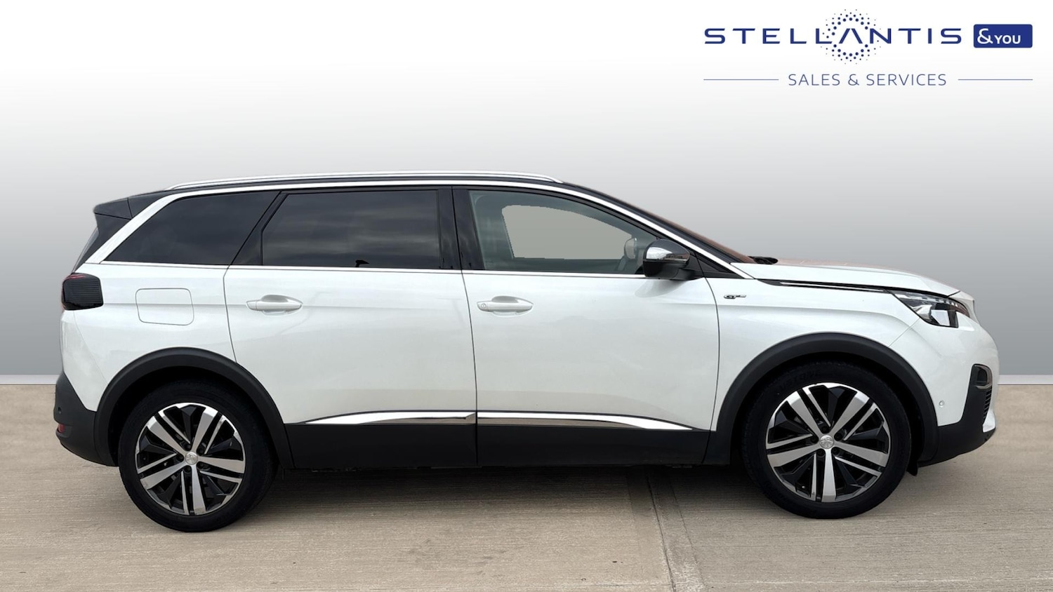 Used Peugeot 5008 2019 for sale - 76248409: Photo 2