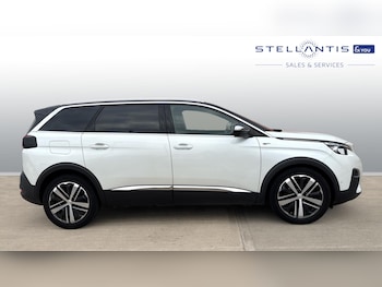 Used Peugeot 5008 2019 for sale - 76248409: Photo