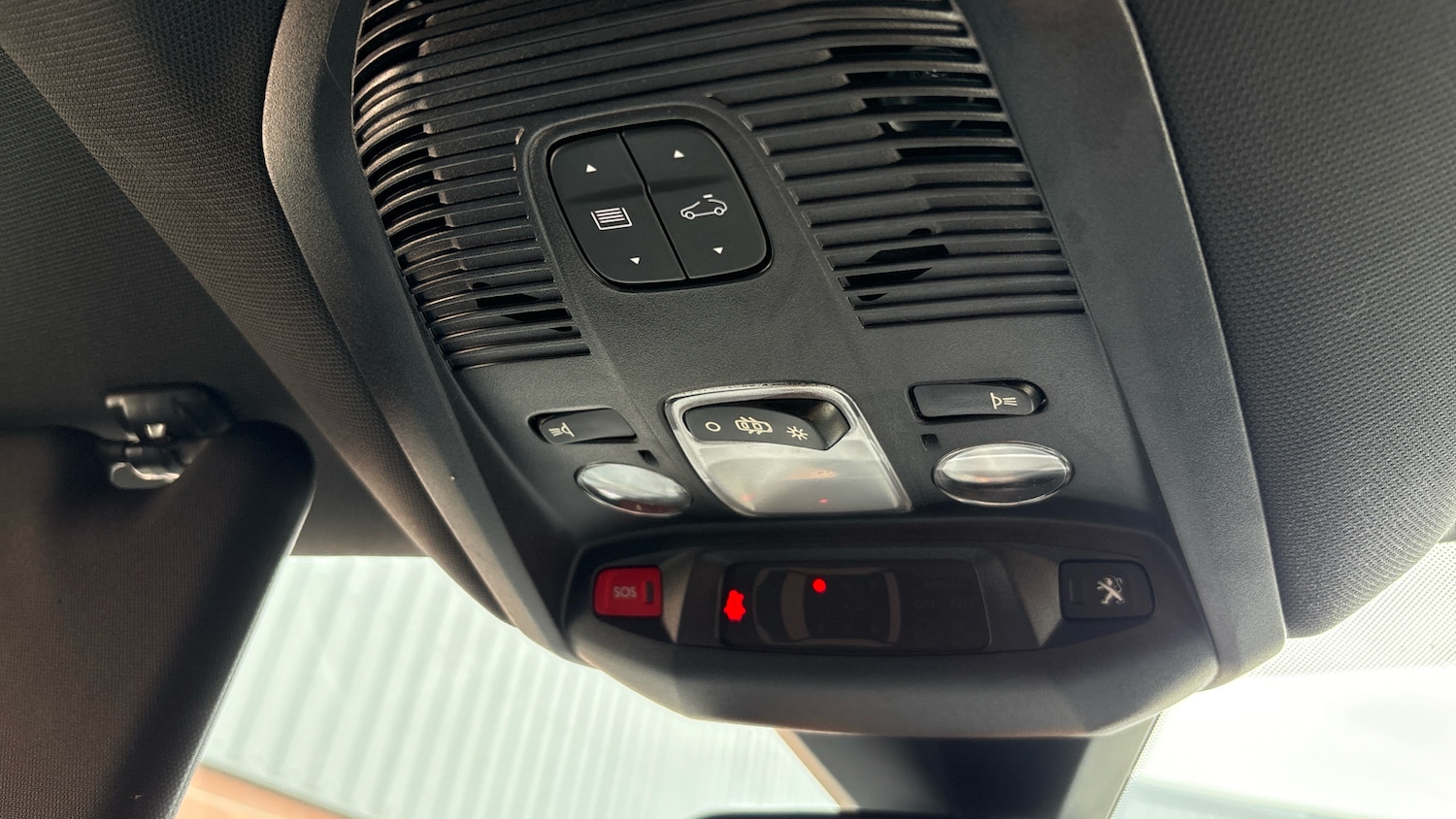 Used Peugeot 5008 2019 for sale - 76248409: Photo 36