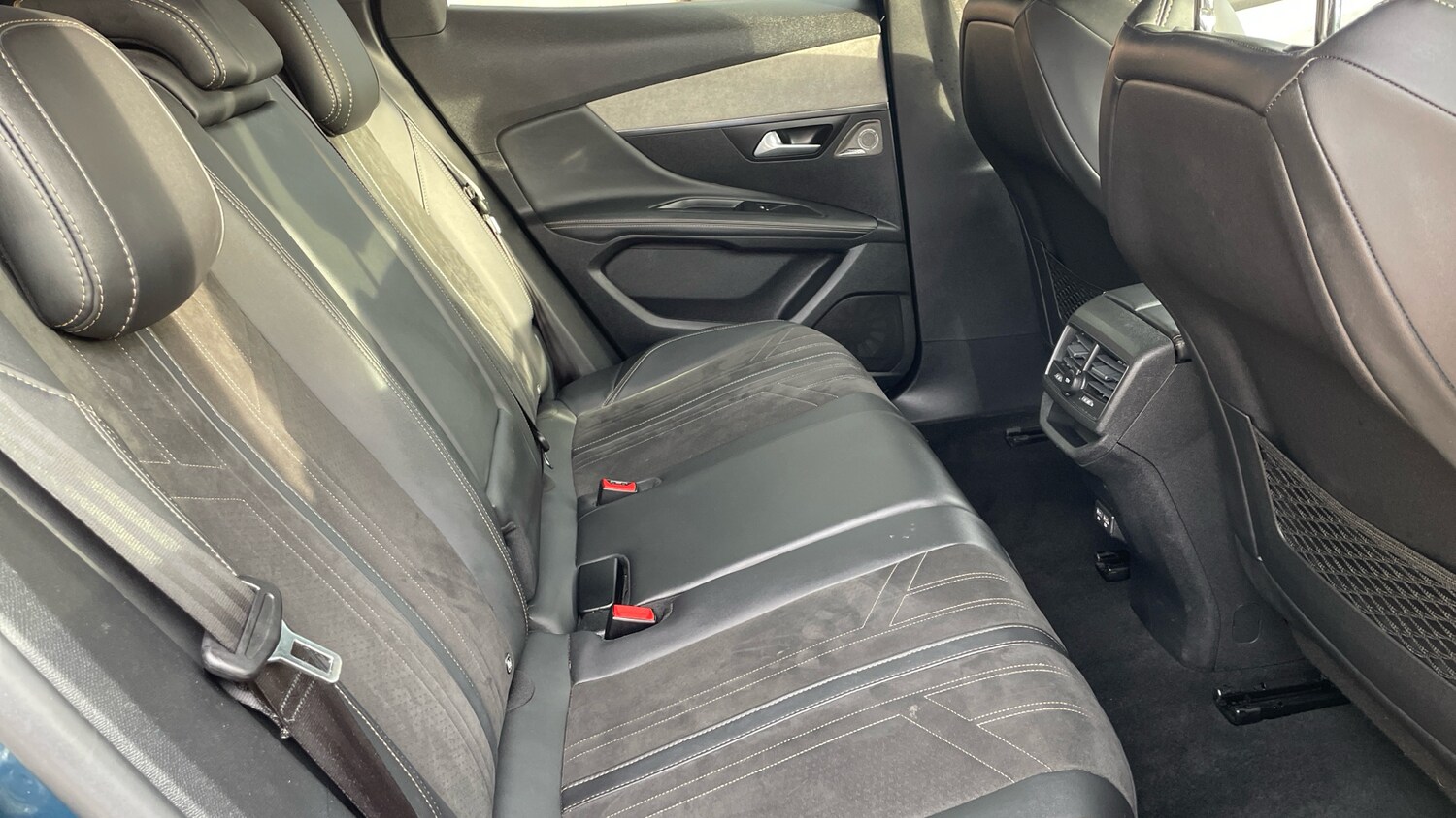 Used Peugeot 3008 2021 for sale - 76772554: Photo 34