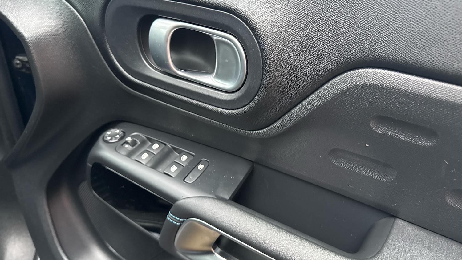 Used Citroen C5 Aircross 2023 for sale - 76772570: Photo 23