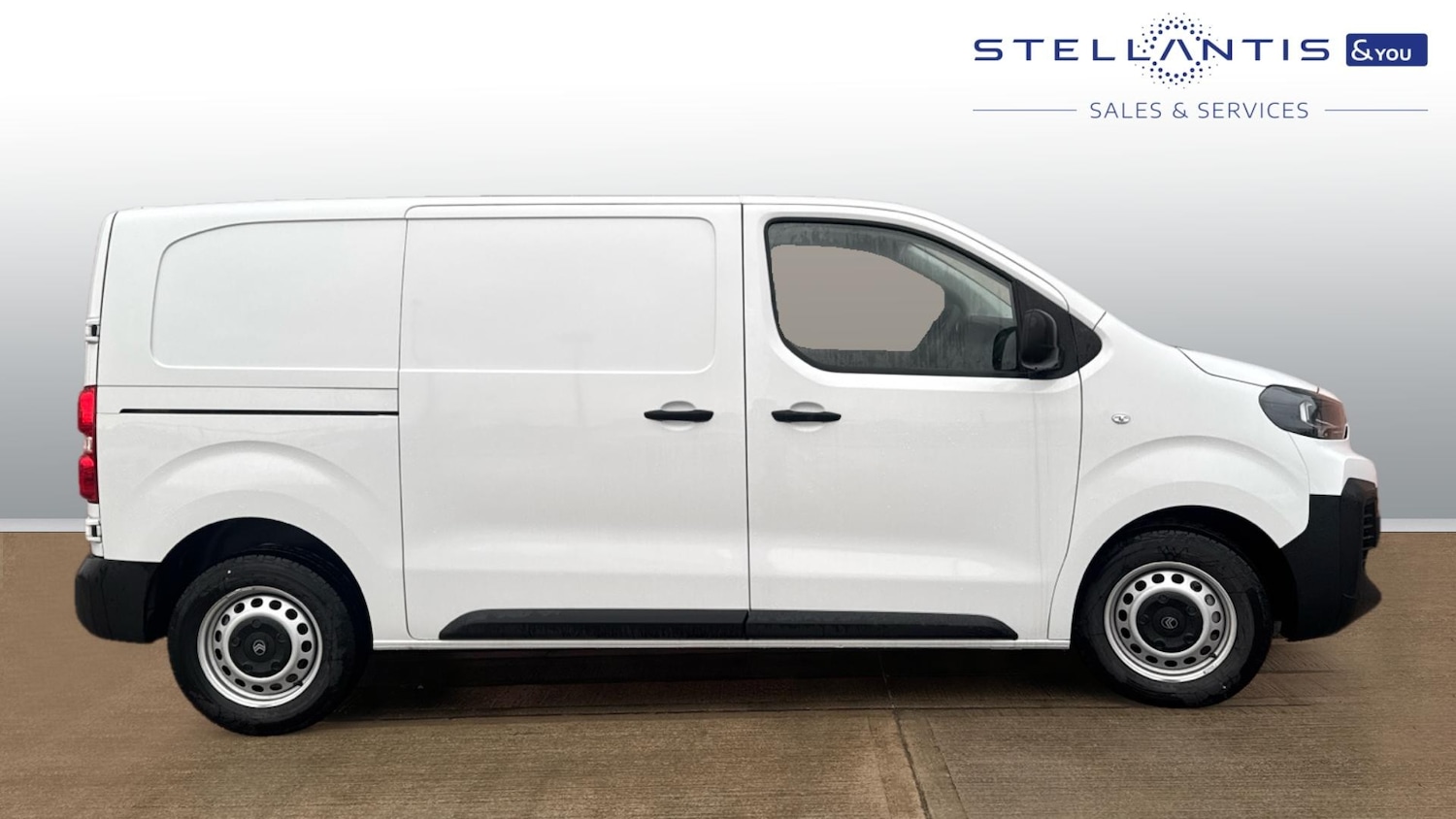 Used Citroen Dispatch 2024 for sale - 76803253: Photo 2