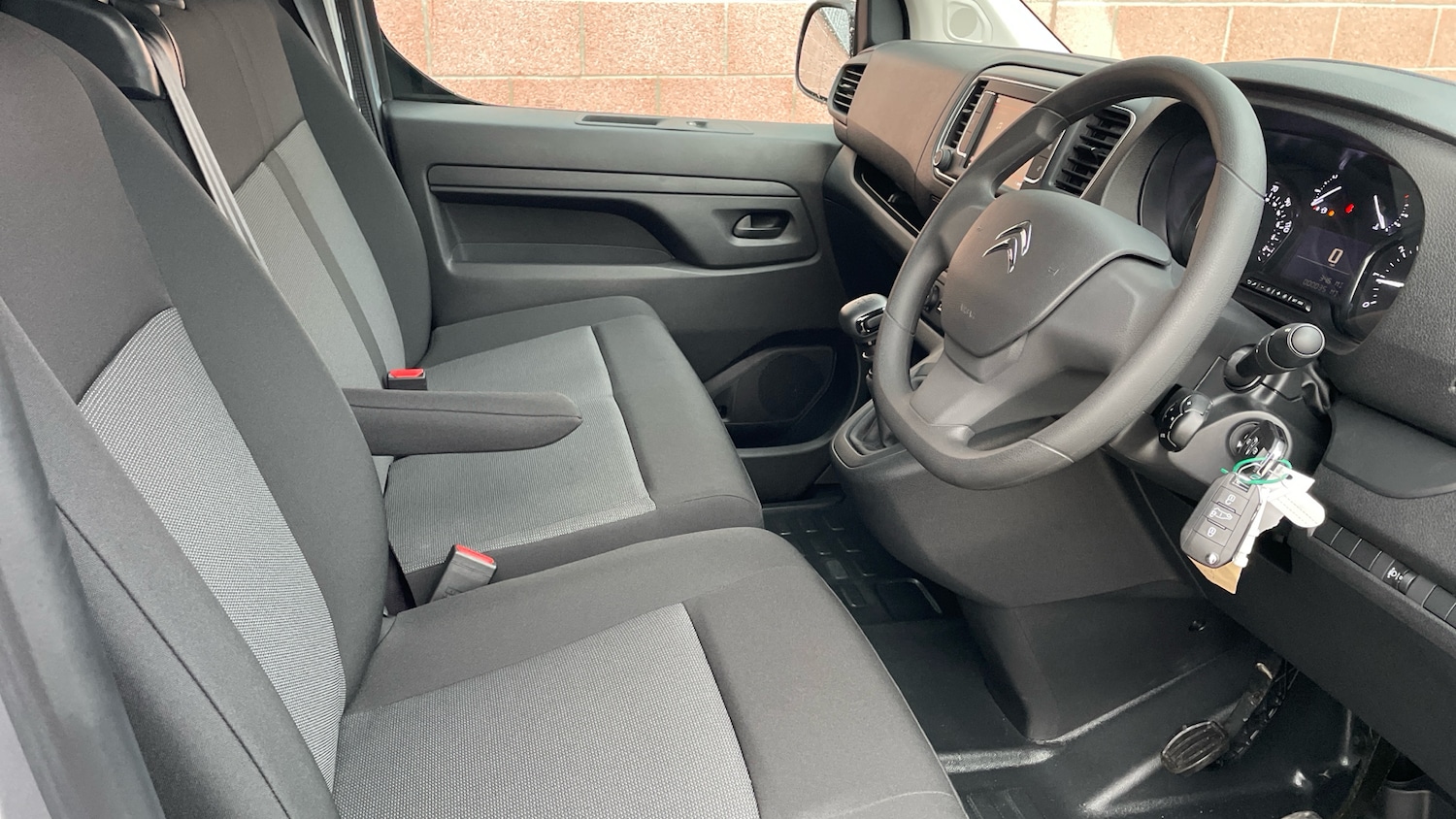 Used Citroen Dispatch 2024 for sale - 76803260: Photo 11