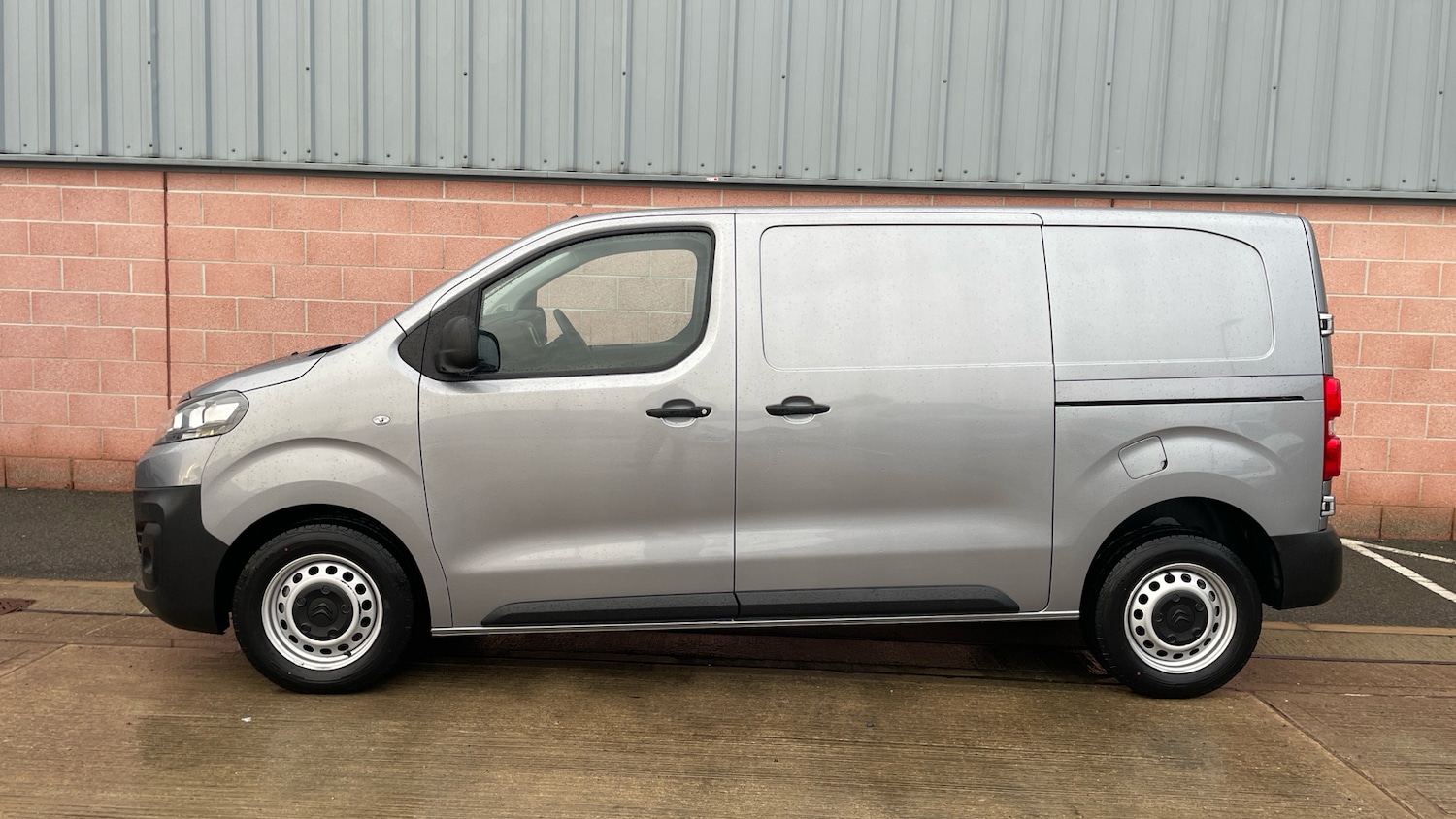 Used Citroen Dispatch 2024 for sale - 76803260: Photo 6