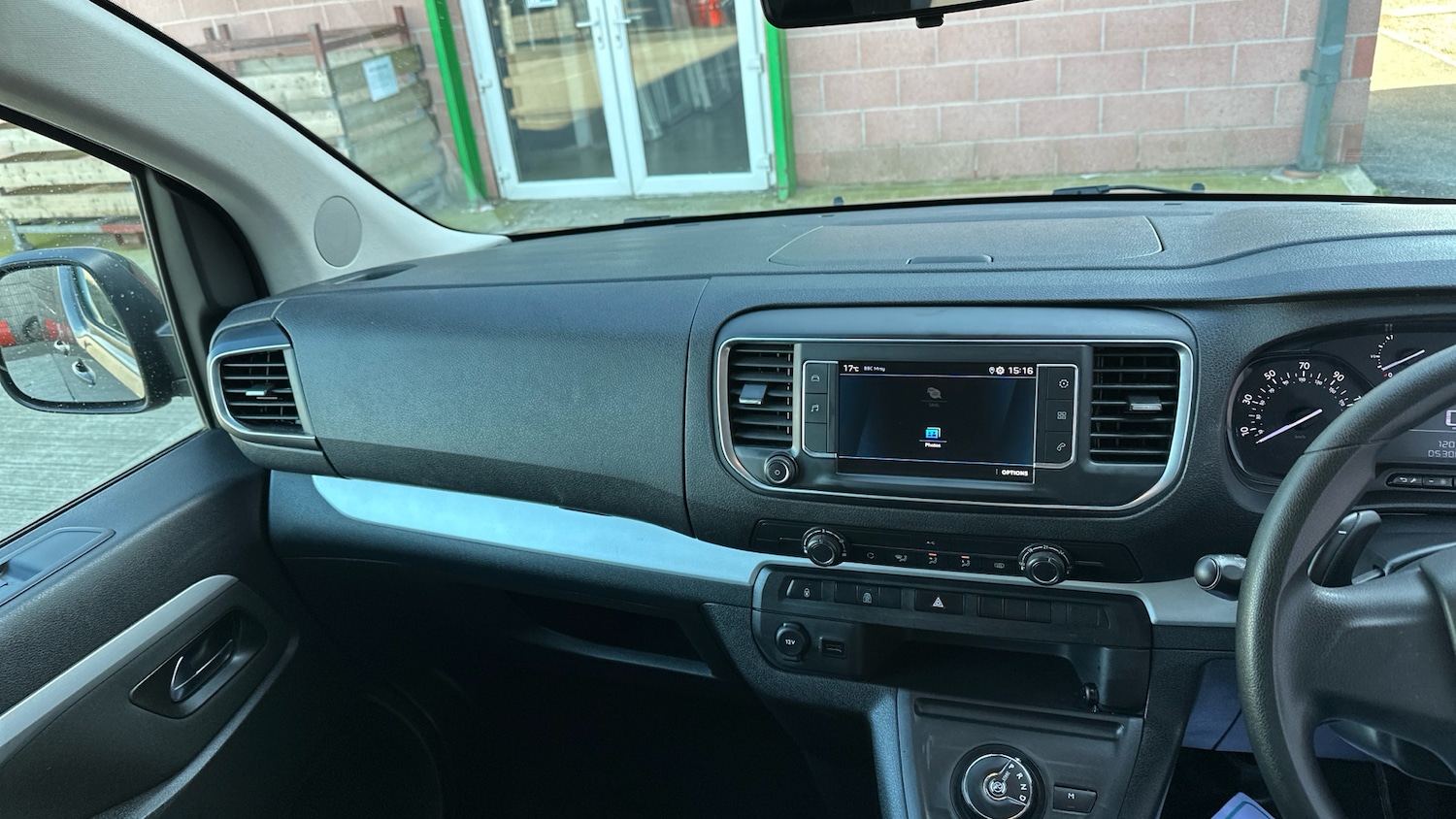 Used Peugeot Traveller 2023 for sale - 78158153: Photo 10