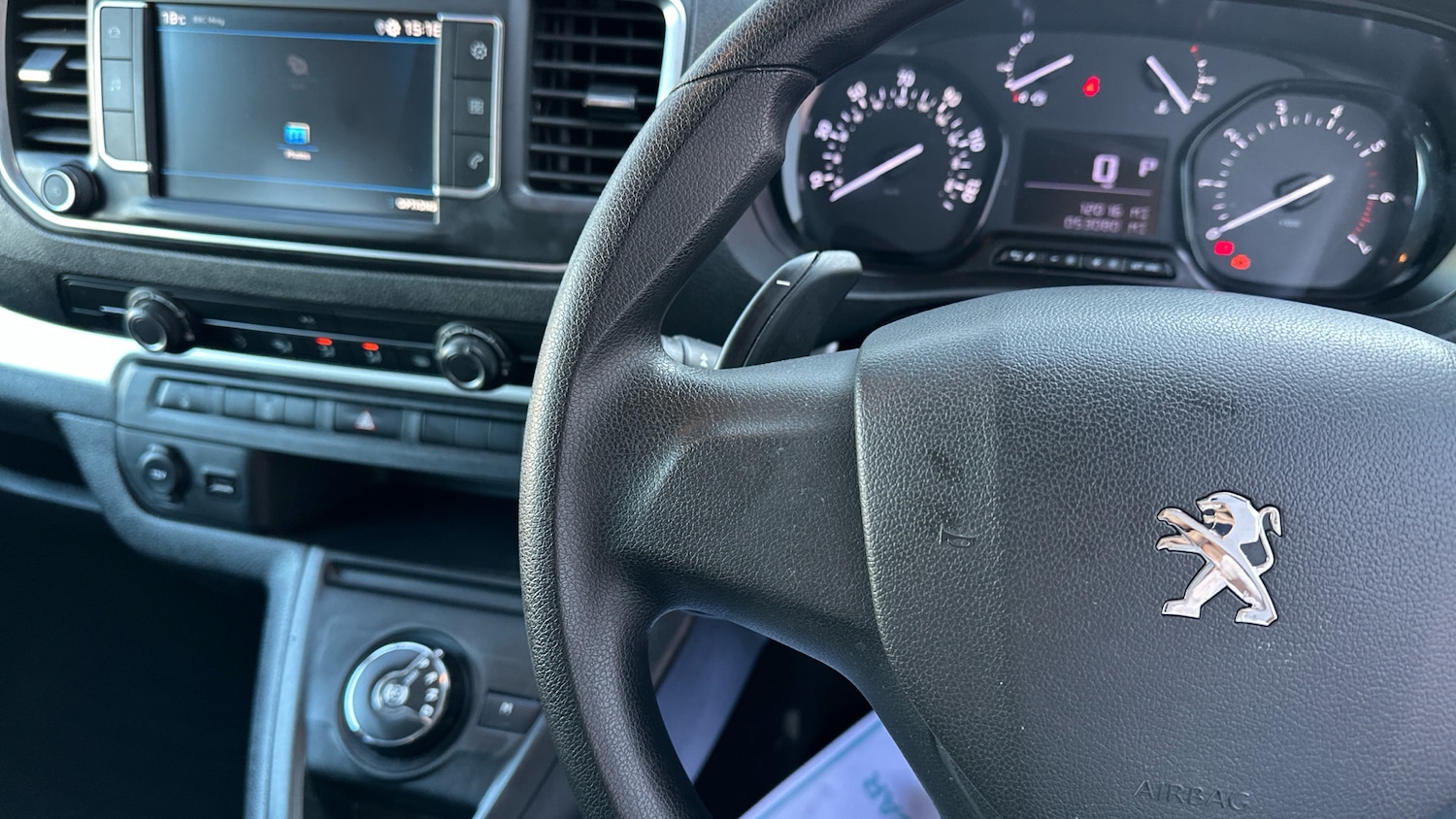 Used Peugeot Traveller 2023 for sale - 78158153: Photo 23