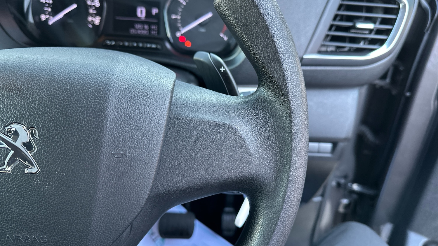 Used Peugeot Traveller 2023 for sale - 78158153: Photo 24