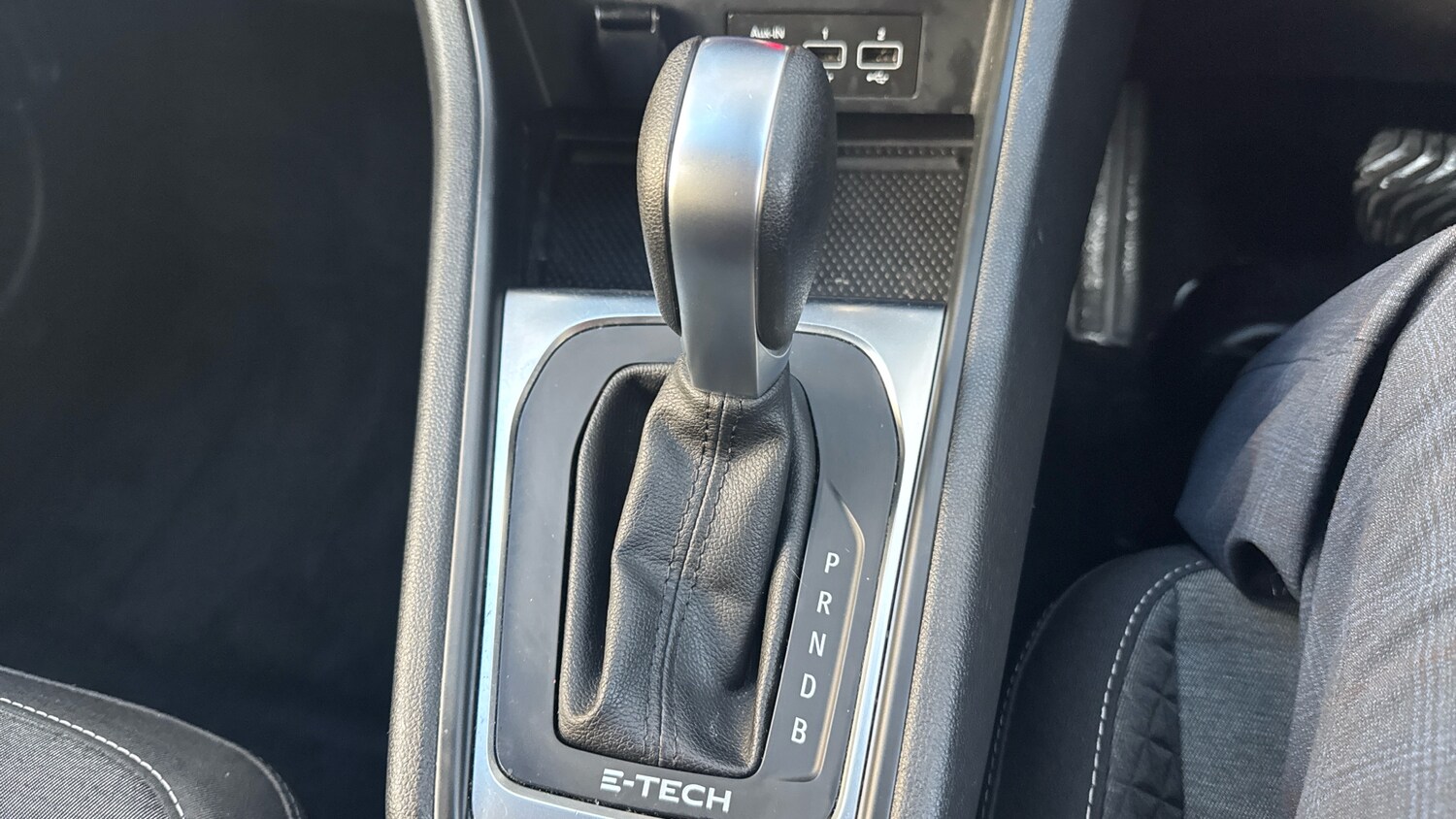 Used Renault Captur 2022 for sale - 76772561: Photo 21